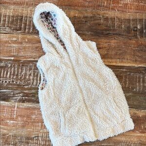Mini Boden Cream Fleece Vest